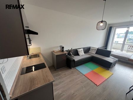 Pronájem bytu 1+kk 36 m² - Fotografie 2
