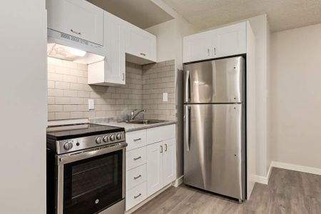 Premier Suite - 1 Bedroom - Photo 5
