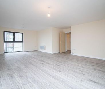 3 bedroom apartment to rent - Photo 5