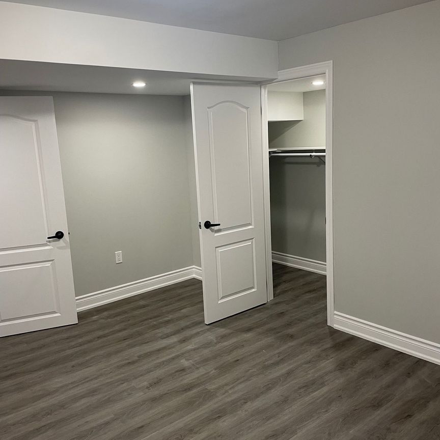 For Lease - 37 Ridgeview Court Unit# Baseme, Bradford West Gwillimbury, Ontario - Photo 1