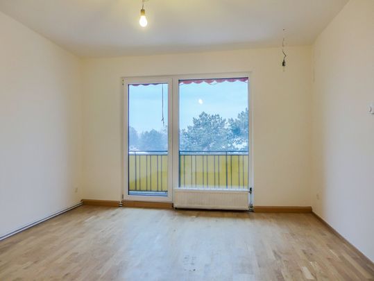 Gut aufgeteilte 3 Zimmerwohnung mit Freifläche und Fernblick - Rosenhügel - Foto 1