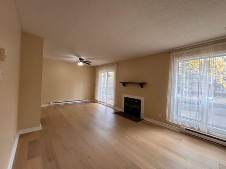 For Lease - 200 Fenerty Court Unit# 4, Kanata, Ontario - Photo 4