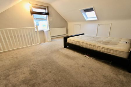 2 Bed Flat, Friern Barnet Road, N11 - Photo 4