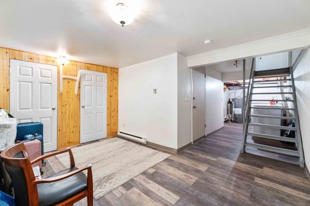 For Lease - 10 Claudette Gate, Hamilton, Ontario - Photo 1