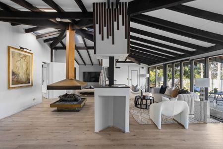 Resort-Style Family Home - Photo 3