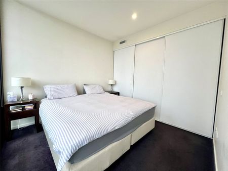 1304/225 Elizabeth Street - Photo 2