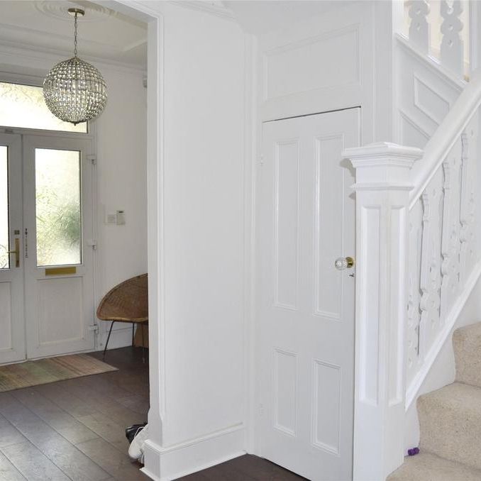 4 bedroom detached house to rent - Photo 1
