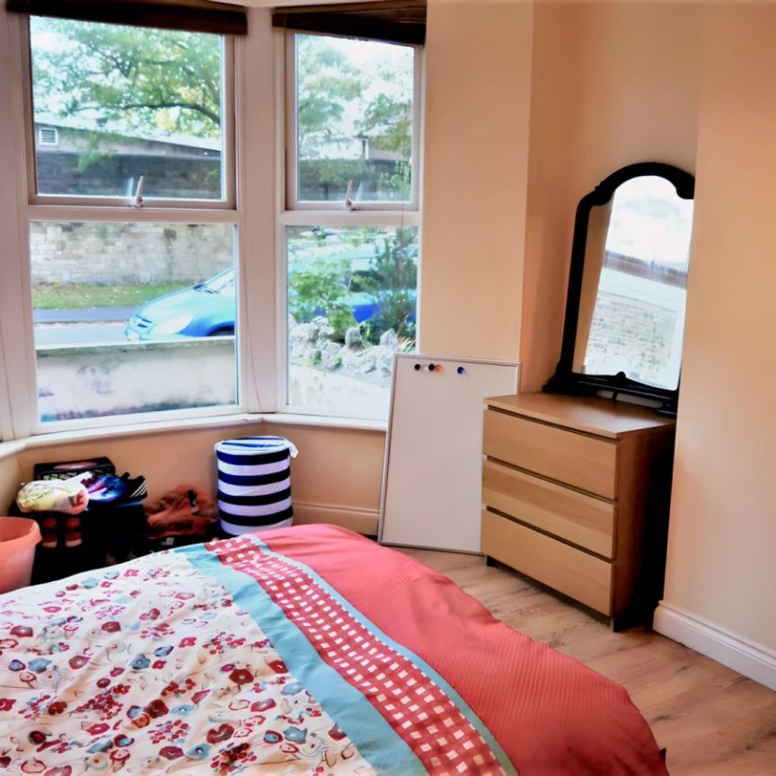 4 Bed 1 Bath - Photo 1