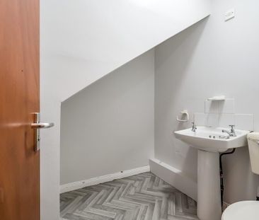 Flat 1, 81 Wellington Park, Belfast, BT9 6DP - Photo 5