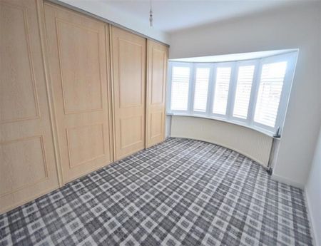 3 Bedroom Semi Detached To Let - Photo 4