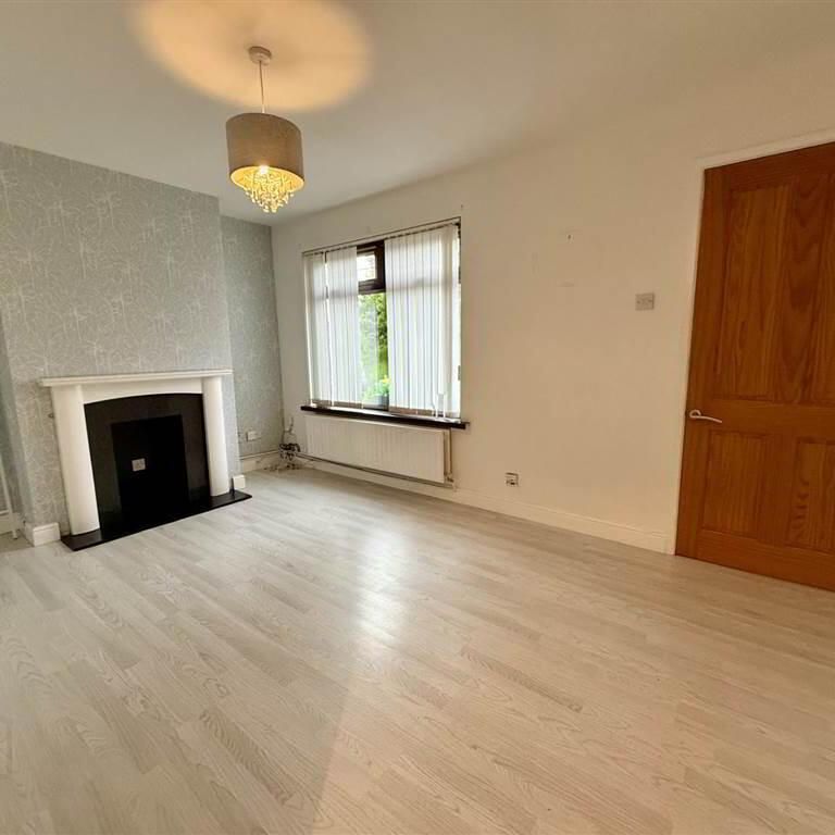 5 Drumadoon Park, Ballybeen, Dundonald, Belfast, BT16 2PW - Photo 1