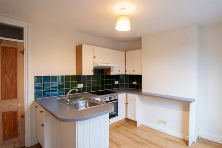 Burton End, Haverhill - Photo 2