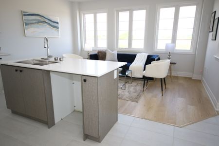 For Lease - 131 Union Blvd Boulevard, Wasaga Beach, Ontario - Photo 3