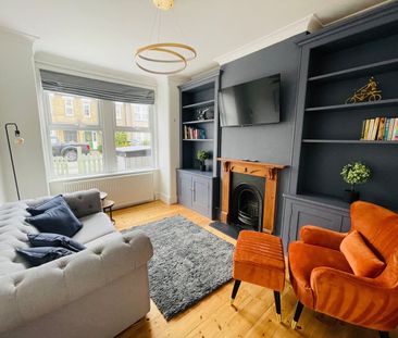 3 Bed Terraced House, Chestnut Road, SW20 - Photo 5