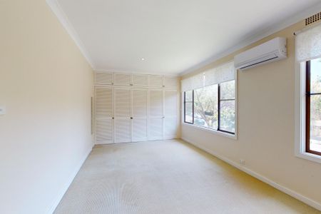 83 Carolyn Avenue, Adamstown Heights NSW 2289 - Photo 4