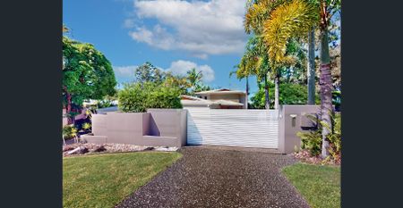 Stunning Home with River Views - Photo 4