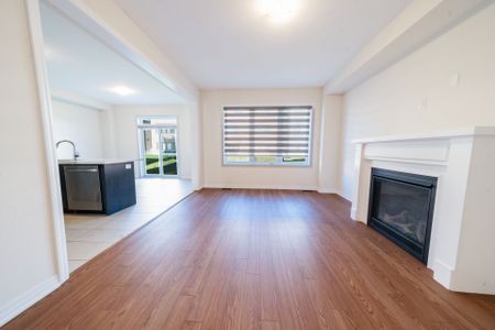 For Lease - 6 Northrop Avenue, Clarington, Ontario - Photo 3