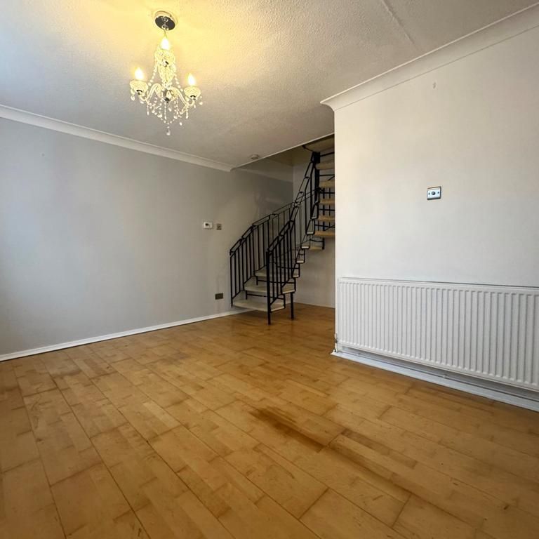 1 bedroom cluster house to rent - Photo 1