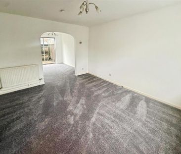 3 bedroom semi-detached house to rent - Photo 6