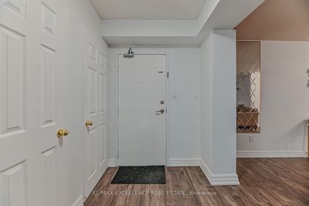 For Lease - 5 Lisa Street Unit# 1002, Brampton, Ontario - Photo 5