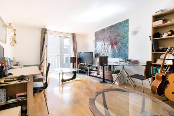 Plumbers Row, Aldgate, London, E1 1EQ - Photo 1