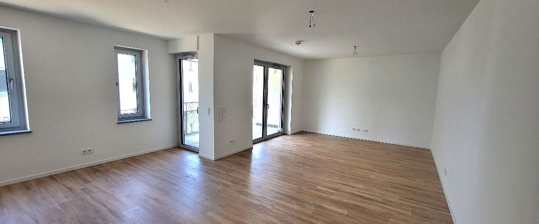 NEUBAU - letzte Wohnung mit diesem Grundriss - 3-Zimmer Wohnung im 1. OG mit Balkon (Nr. 6) Badewanne, sep.WC - Photo 1