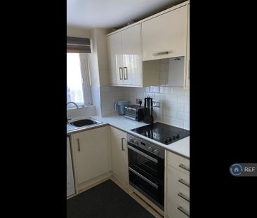 2 bedroom flat to rent - Photo 6