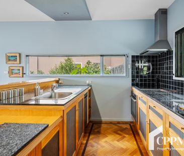 389 Huon Rd, South Hobart TAS 7004 - House For Rent | Domain - Photo 6