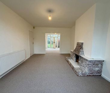 3 bedroom semi-detached house to rent - Photo 2