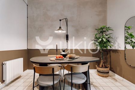 Barcelona Capital, Catalonia 08012 - Photo 2