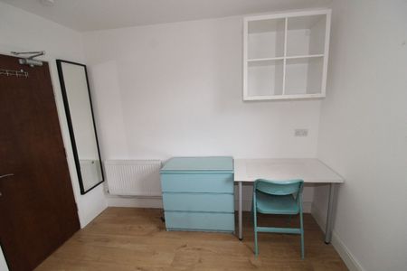 Fylde Road, Flat 02, PRESTON, Lancashire PR1 2XP - Photo 3