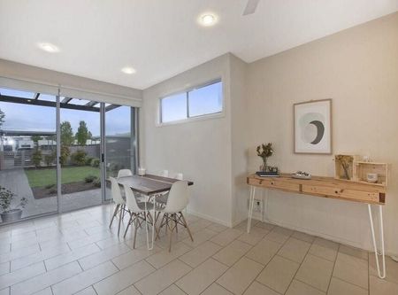 Easy-Care Living in a Convenient Casey Location - Photo 2