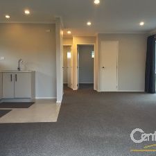 Flat Bush - Photo 1