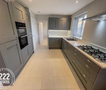 Canberra Avenue - Warrington - WA2 - Photo 4