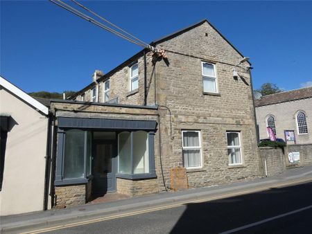 3 bedroom semi-detached house to rent - Photo 4
