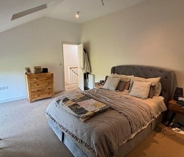 2 bedroom semi-detached house to rent - Photo 5