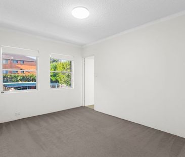 Unit 2/9 Rocklands Road, Wollstonecraft - Photo 3