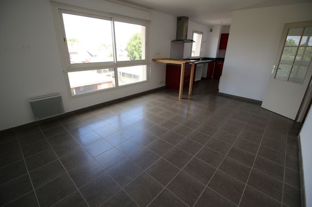 Location Appartement 1 pièce 34m² QUESNOY SUR DEULE 59890 - Photo 1