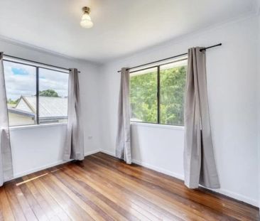 “3 Bedroom Home in Ellen Grove” - Photo 3