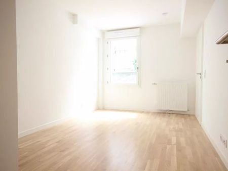 Location Appartement 2 pièces 43 m2 à Asnières-sur-Seine - Photo 3