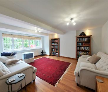 1 bedroom detached to rent Marguerite Way, Bishop's Stortford, Hert... - Photo 2