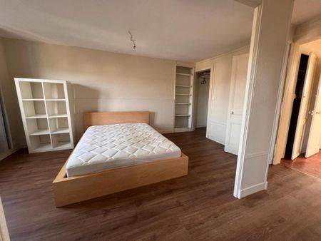 Location Appartement 2 pièces 42m² ROUEN 76000 - Photo 2