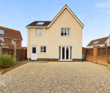 3 bedroom detached house to rent - Photo 2