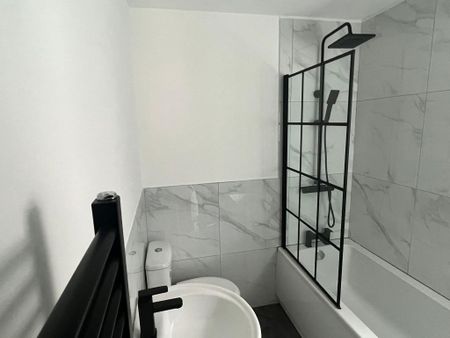 2 bedroom house to rent - Photo 2