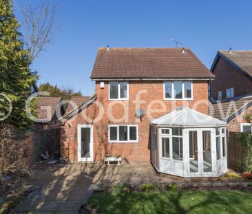 Garratts Lane, Banstead, SM7 - Photo 3