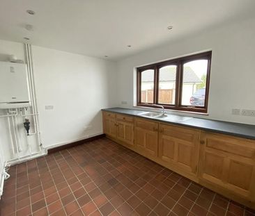 3 bedroom bungalow to rent - Photo 3