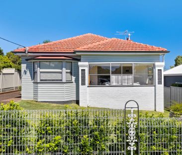 3 Bedroom Home - Photo 6