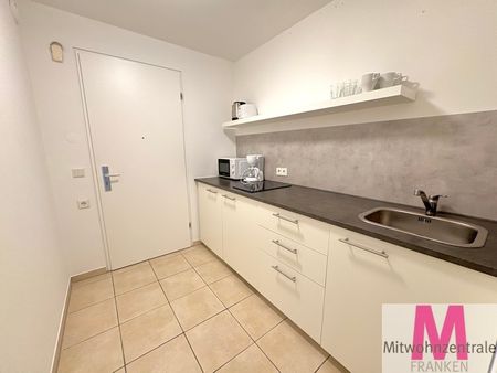 Große 1 Zimmer Wohnung, sehr zentral und ruhig gelegen - Photo 4