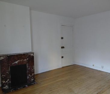 PLACE DU MARCHE Versailles (78000) - Photo 1