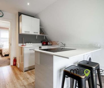 Beaconsfield Road, London, N11 - Photo 1